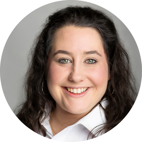 Go to the profile of Laura Hall