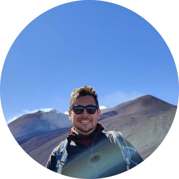 Go to the profile of Pedro Valdivia