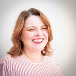 Go to the profile of Eimear Strong