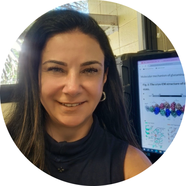 Go to the profile of Sandra Dias