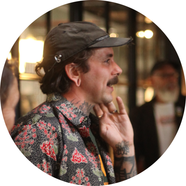 Go to the profile of Tom