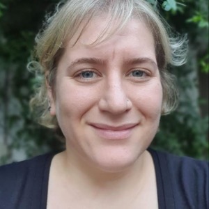 Go to the profile of Camila kass