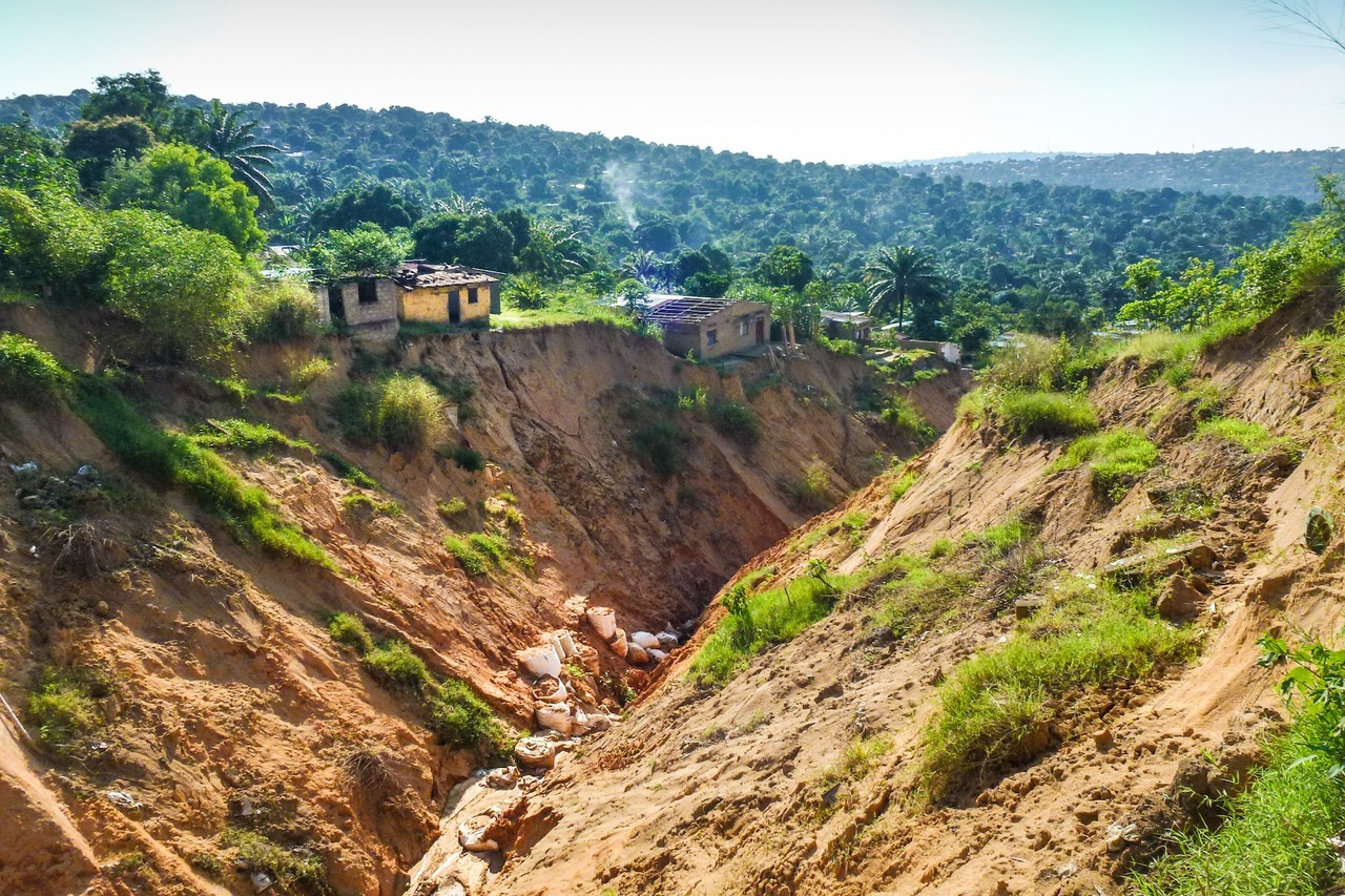 The Erosion Crisis Reshaping Tropical Cities