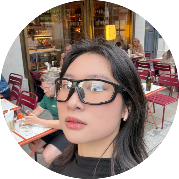 Go to the profile of Hebe Yang