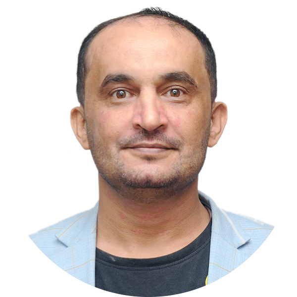 Go to the profile of Yasser Alrefaee