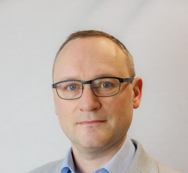 Go to the profile of Kris Brewster