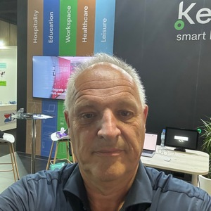 Go to the profile of Peter van Dam