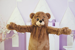 'Bouncing around in a bear suit': Starting Out in 2025