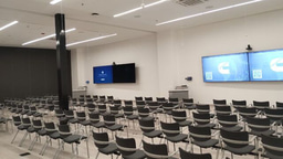 Salas colaborativas e padronização: a transformação dos espaços da Cummins