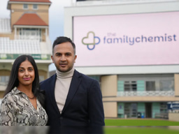 Howzat!? Online pharmacy becomes official Nottinghamshire cricket partner