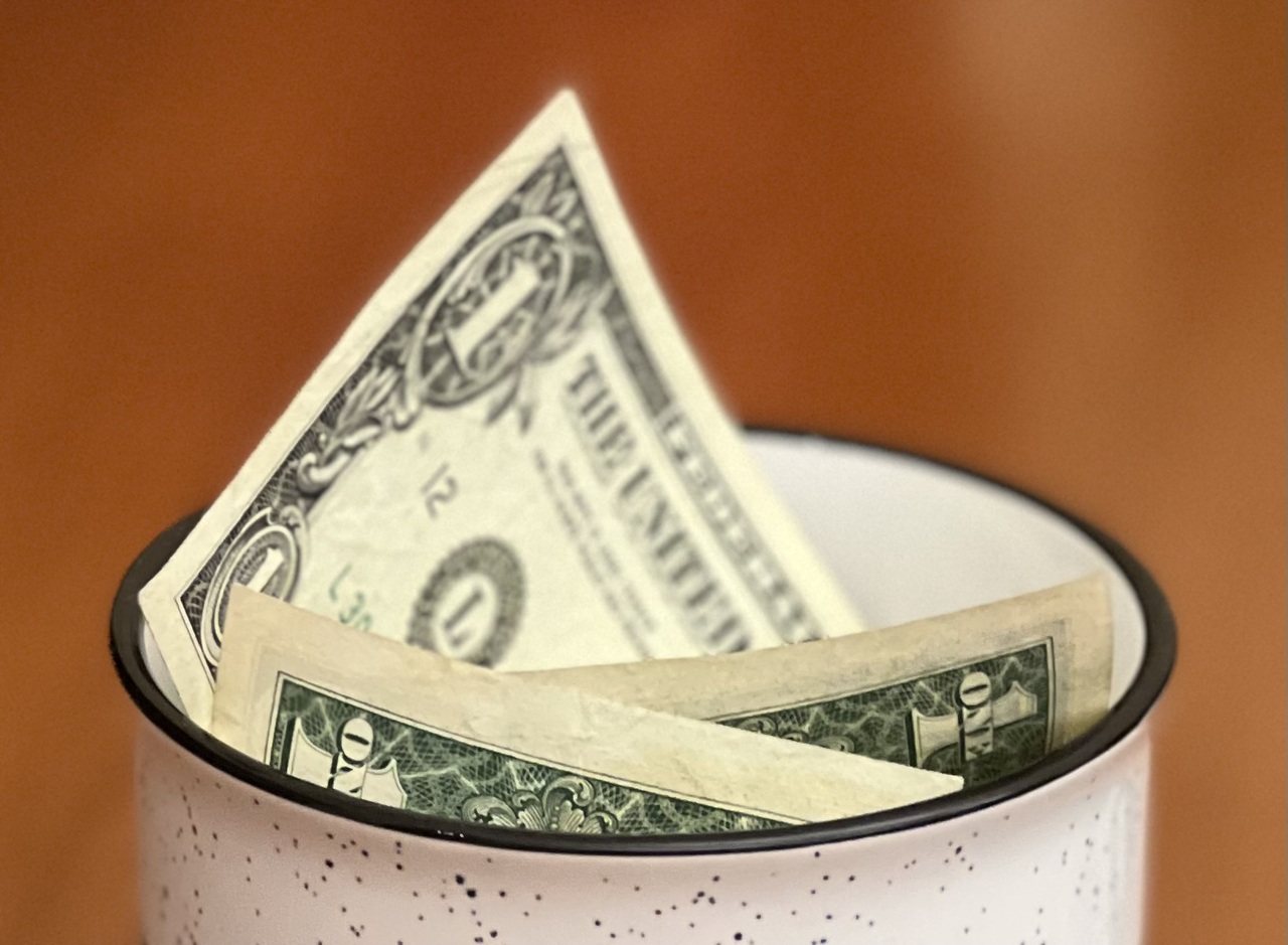 Leadership Lessons: Tips on Tipping Culture in the USA