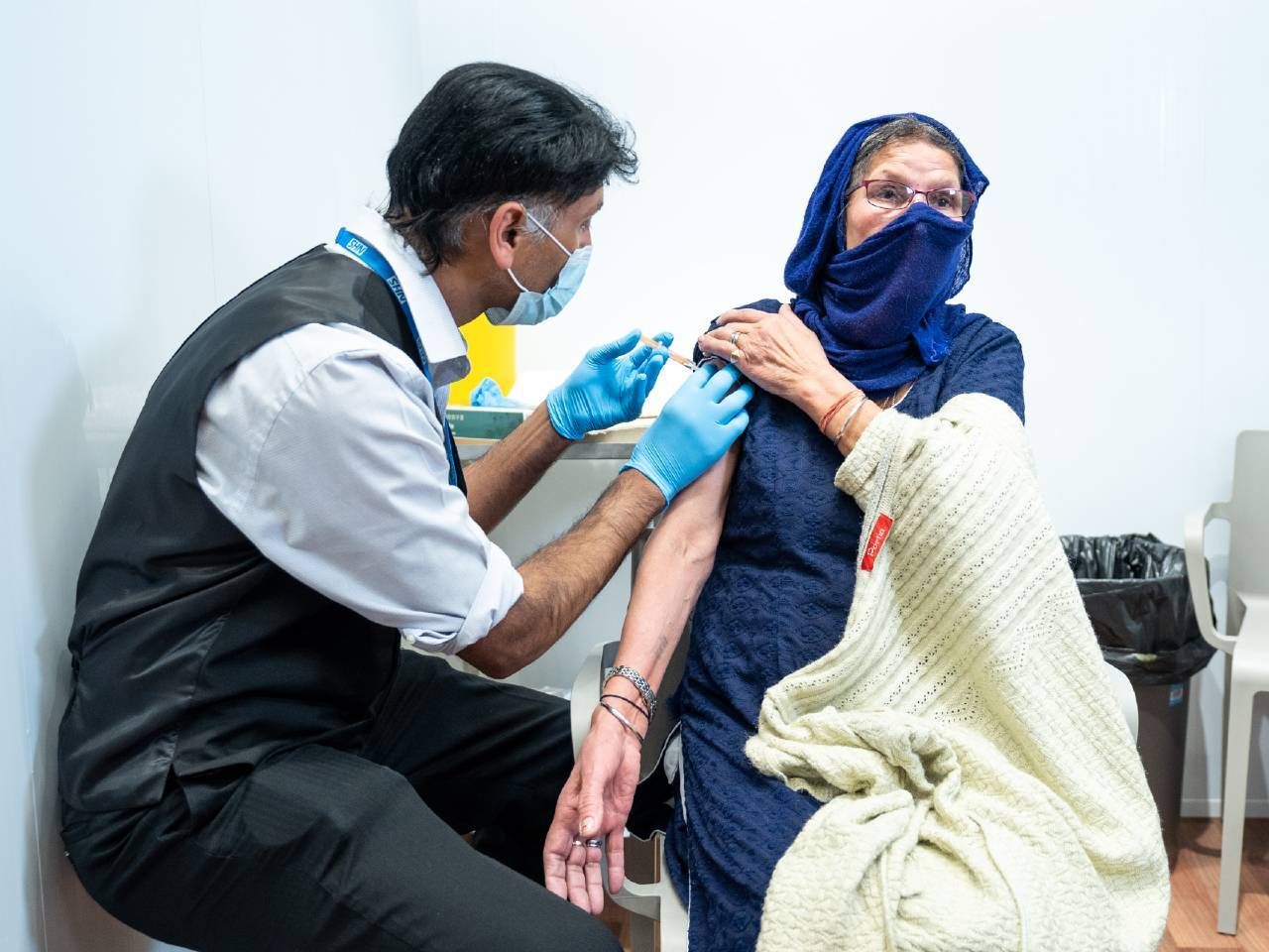 Further 46 pharmacy-led sites join COVID vaccination programme