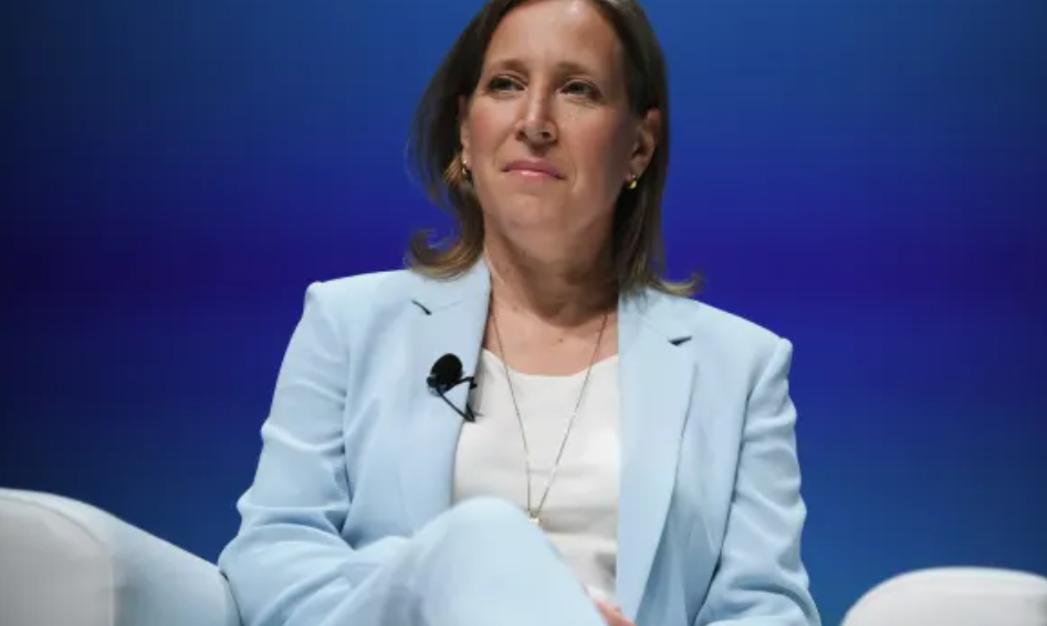 The Exodus of Senior-Level Women From the Workforce