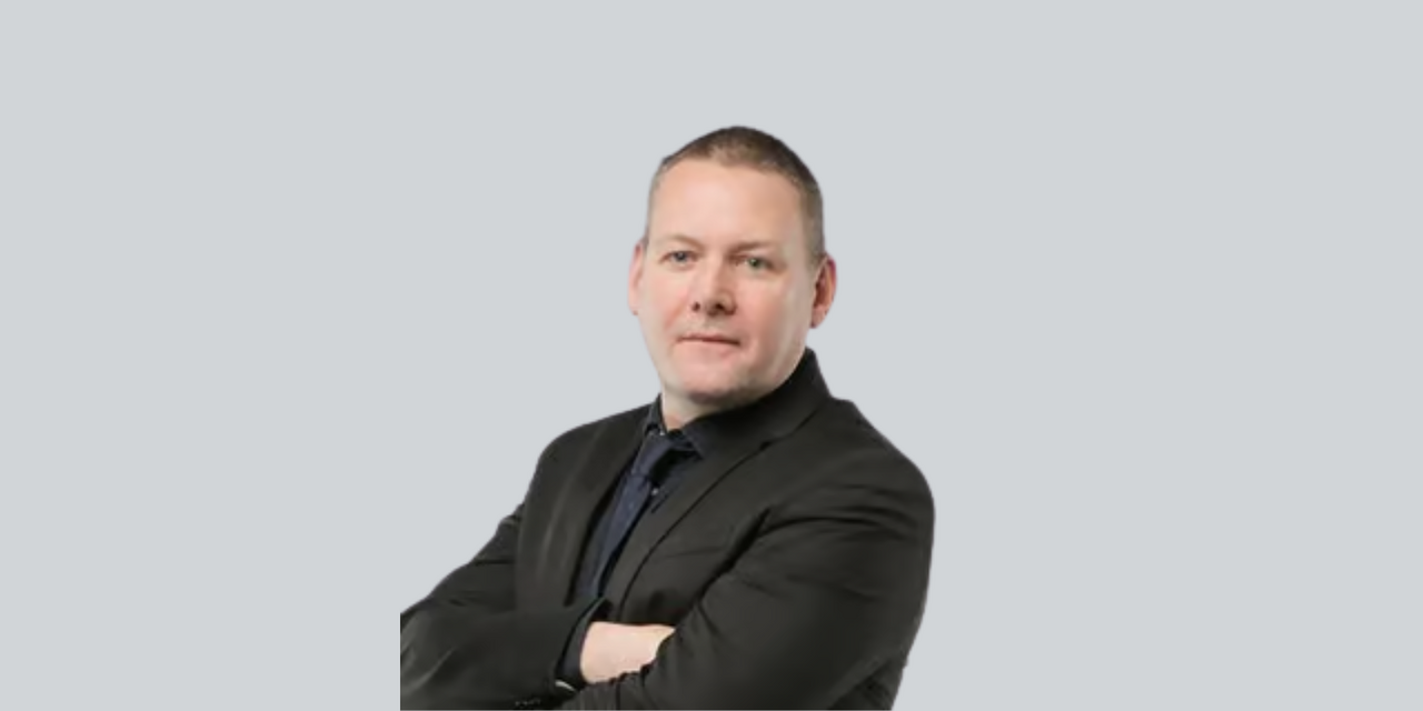 Simon English, Partner, findoutnow.co.uk