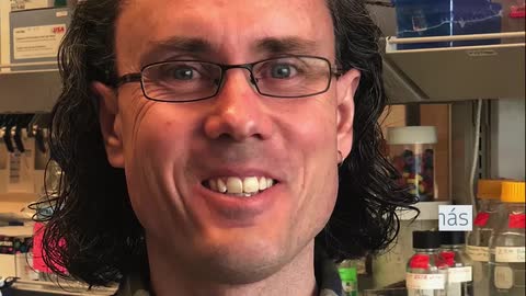 Listen to Manuel Llinas’ decision to leap into the frontiers of open access!
