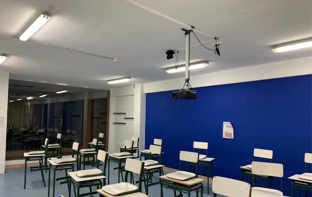 Laia le espera en Edutechnia