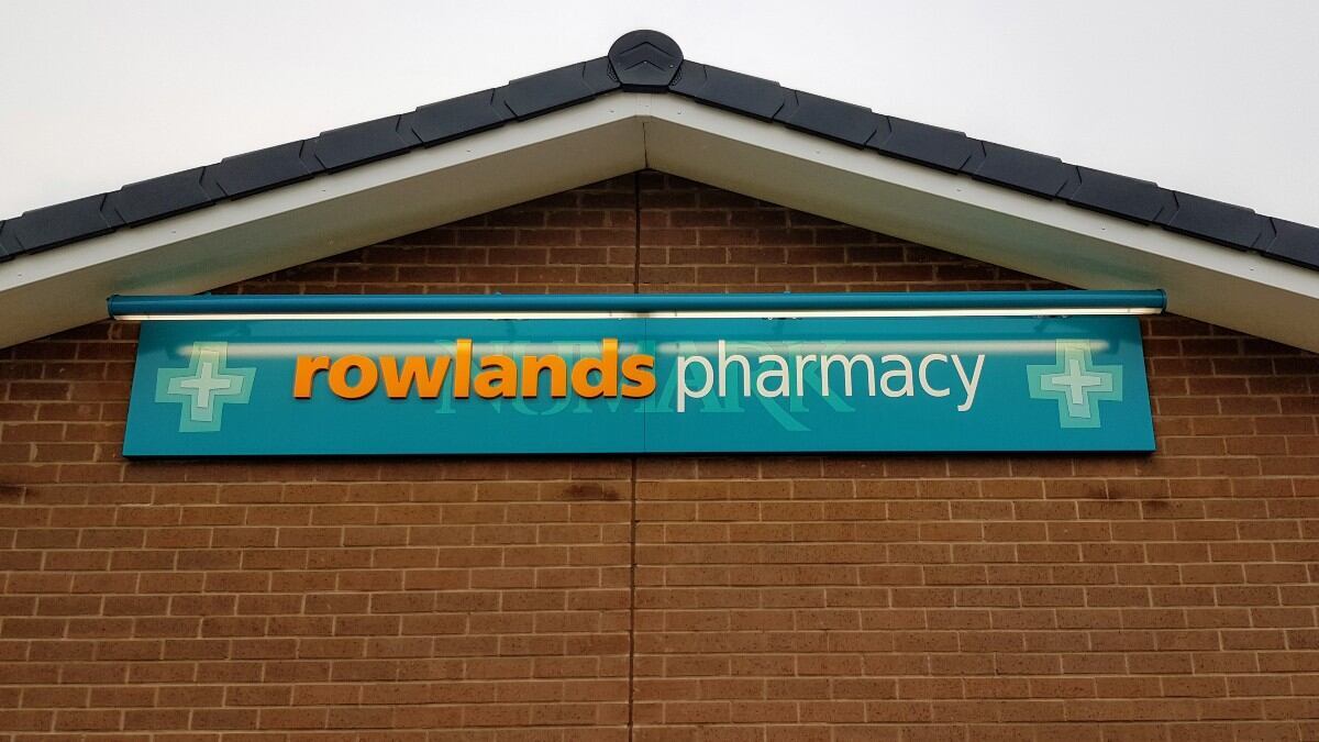 Rowlands hits the Top 100