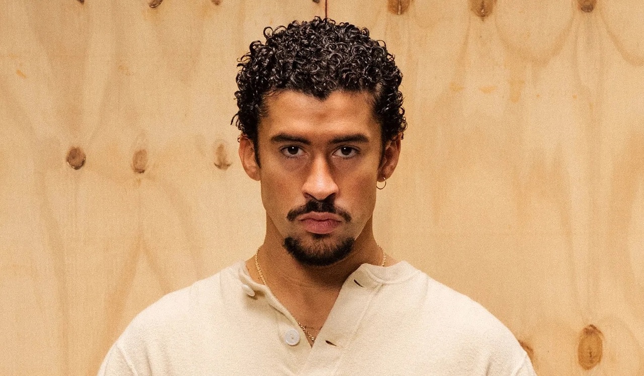 Dreamers - keep on dreaming and keep working hard to achieve your goals. There are many difficulties, but what matters is to stay focused and have perseverance.