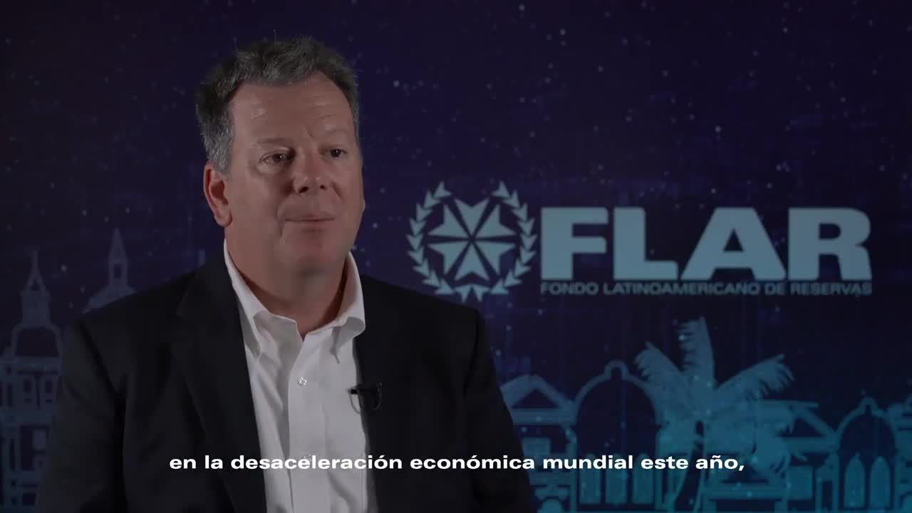 Entrevistas | Chris Low Chief Economist, FHN Financial | 2019